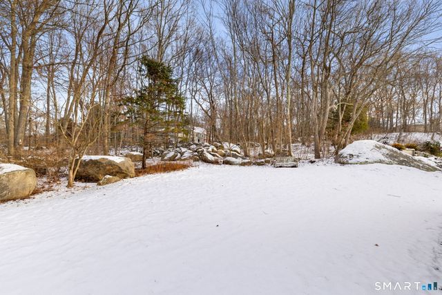 12 Elizabeth Court 12, Stonington, CT 06355