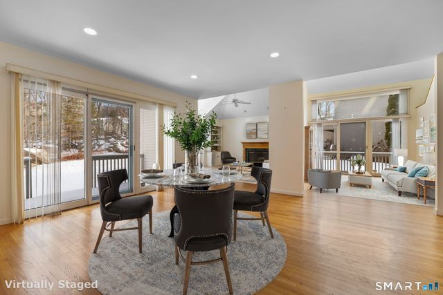 12 Elizabeth Court 12, Stonington, CT 06355