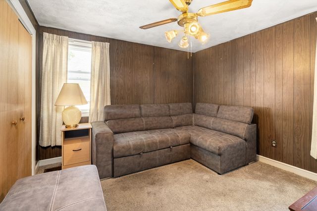 25 Curve St, Newton, MA 02465