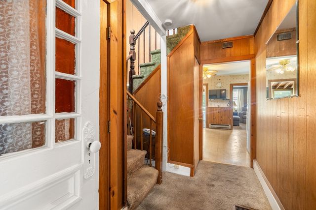 25 Curve St, Newton, MA 02465