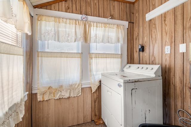 25 Curve St, Newton, MA 02465