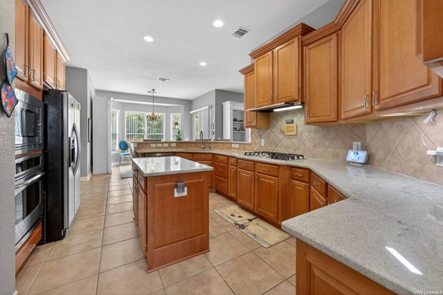 12603 Pine Warbler, San Antonio, TX 78253