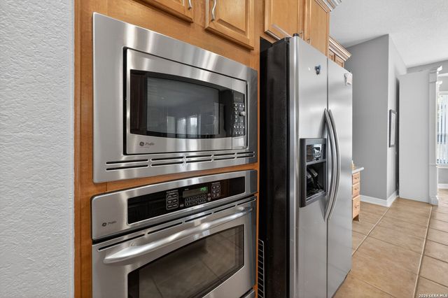 12603 Pine Warbler, San Antonio, TX 78253