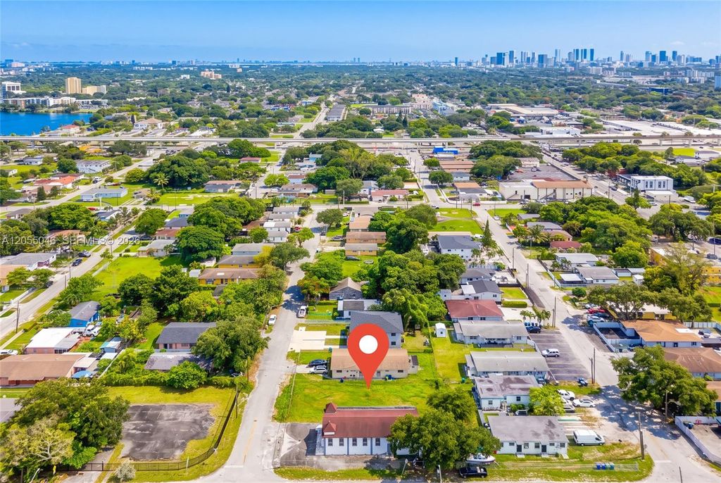 2990 NW 48th St, Miami, FL 33142