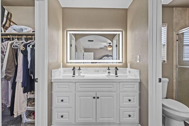 124 Casita Vista Place NW, Albuquerque, NM 87105