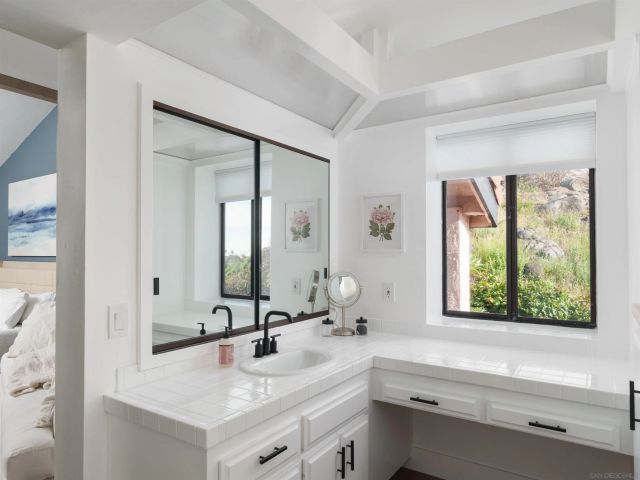 9505 Meadow Mesa, Escondido, CA 92026