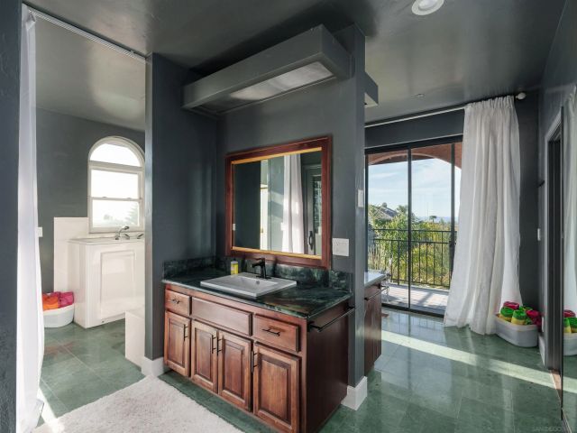 9505 Meadow Mesa, Escondido, CA 92026