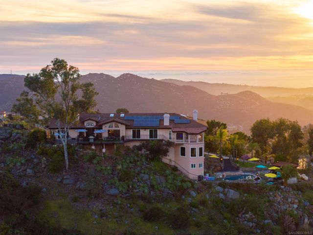 9505 Meadow Mesa, Escondido, CA 92026