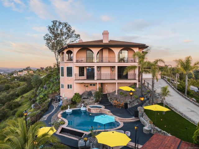 9505 Meadow Mesa, Escondido, CA 92026