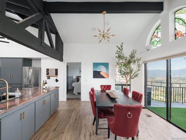 9505 Meadow Mesa, Escondido, CA 92026
