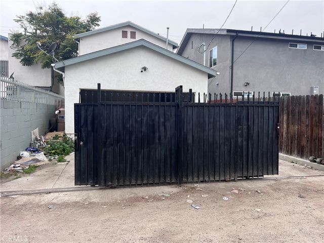 10970 Avalon Boulevard, Los Angeles, CA 90061