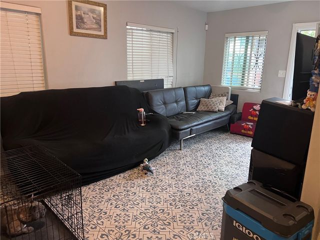 10970 Avalon Boulevard, Los Angeles, CA 90061