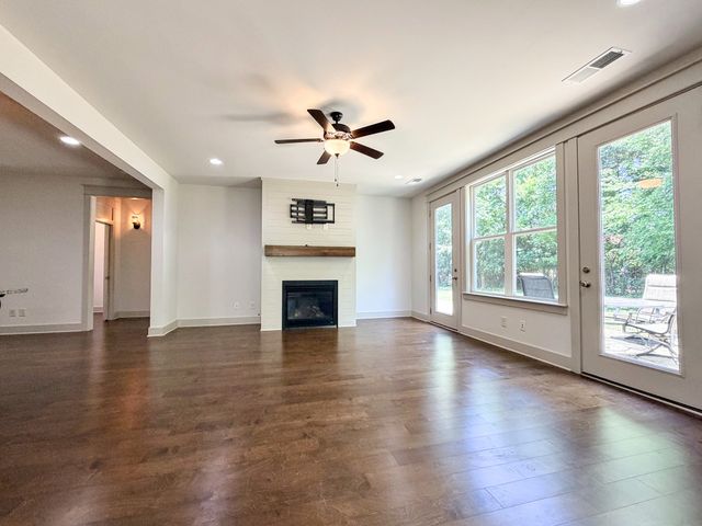 2948 Cherrybark Ct, Hermitage, TN 37076