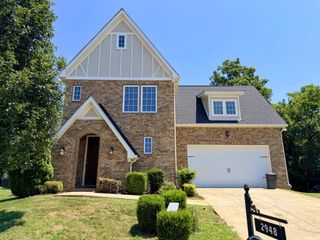 2948 Cherrybark Ct, Hermitage, TN 37076