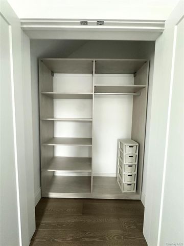 311 Marina Pointe Drive, East Rockaway, NY 11518