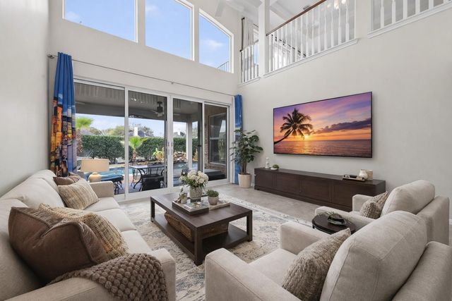 1006 Pointe Loma Drive, Sugar Land, TX 77479