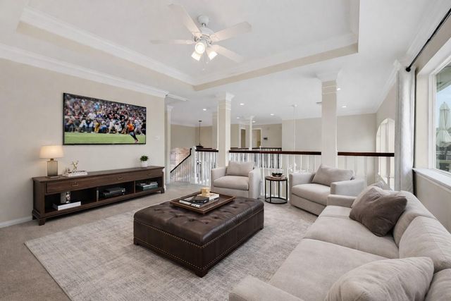 1006 Pointe Loma Drive, Sugar Land, TX 77479