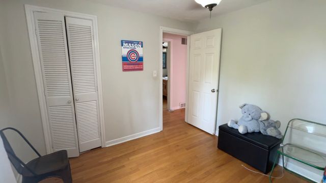 630 S Dryden Place, Arlington Heights, IL 60005