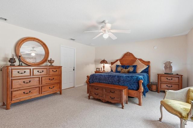 6012 VALLEY SPRING DRIVE, Brooksville, FL 34601
