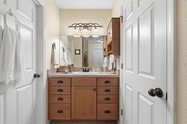6012 VALLEY SPRING DRIVE, Brooksville, FL 34601