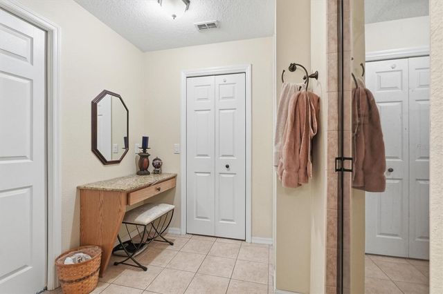 6012 VALLEY SPRING DRIVE, Brooksville, FL 34601
