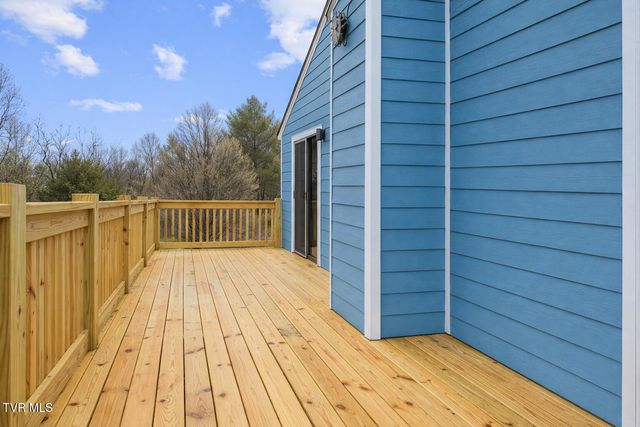 1801 Todd Drive, Johnson City, TN 37604