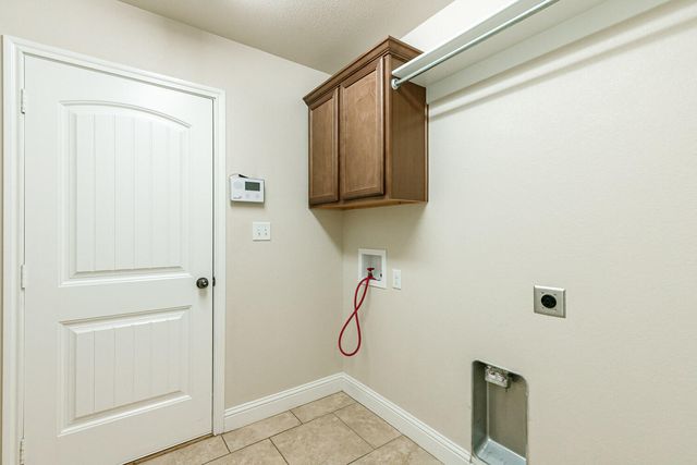 11207 Dover Avenue, Lubbock, TX 79424