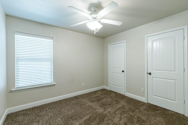 11207 Dover Avenue, Lubbock, TX 79424