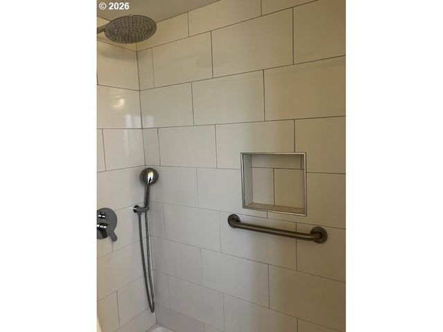 2902 E 2ND St 12, Newberg, OR 97132
