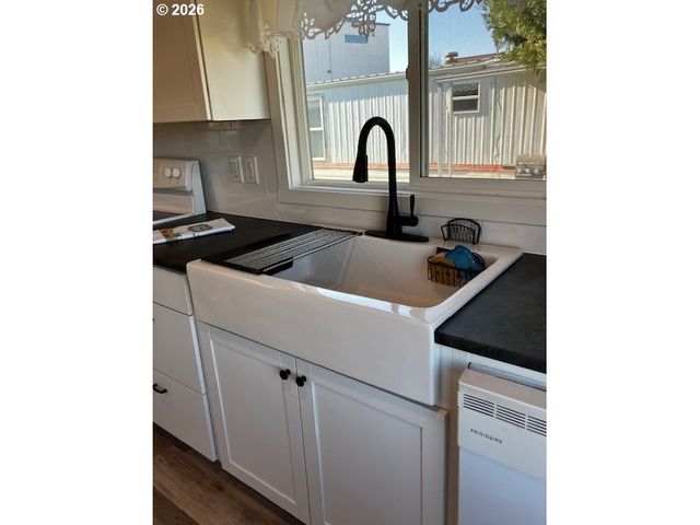 2902 E 2ND St 12, Newberg, OR 97132