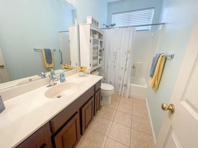 127 Argillite Ave, Lathrop, CA 95330