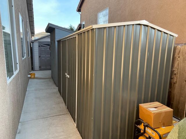 127 Argillite Ave, Lathrop, CA 95330