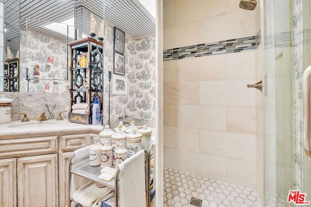 10743 National Place, Los Angeles, CA 90034