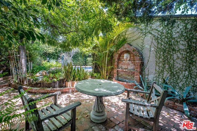 10743 National Place, Los Angeles, CA 90034