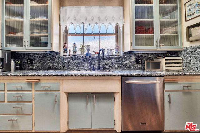 10743 National Place, Los Angeles, CA 90034