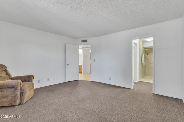 520 S GREENFIELD Road 13, Mesa, AZ 85206