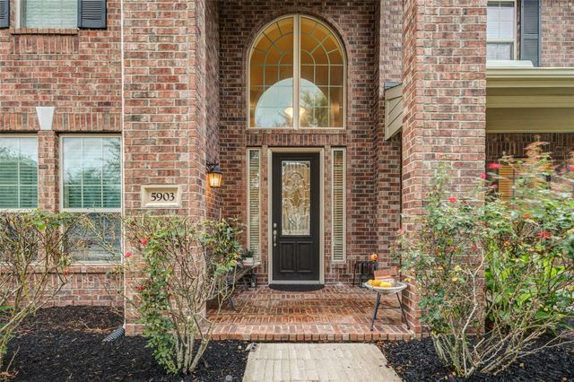 5903 Rose Quartz Lane, Richmond, TX 77469