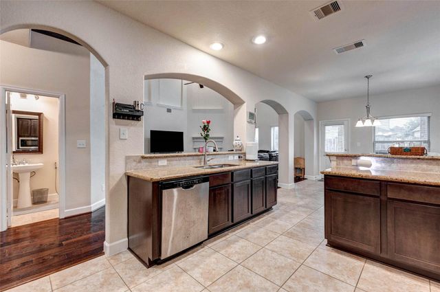 5903 Rose Quartz Lane, Richmond, TX 77469