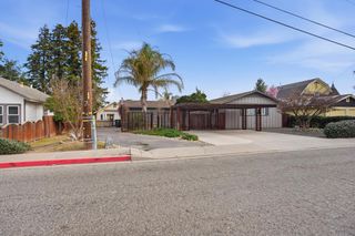 721-723 S River Ave #2, Oakdale, CA 95361