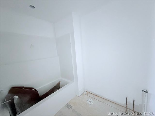 1421 Mount Zion Road, Henryville, IN 47126