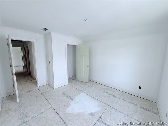 1421 Mount Zion Road, Henryville, IN 47126