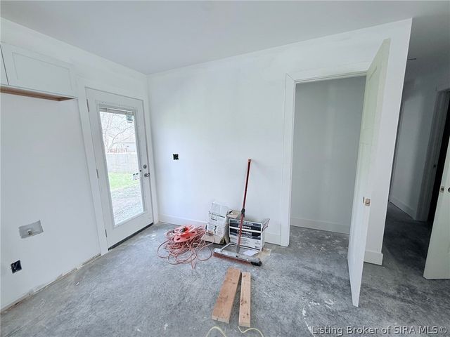 1421 Mount Zion Road, Henryville, IN 47126