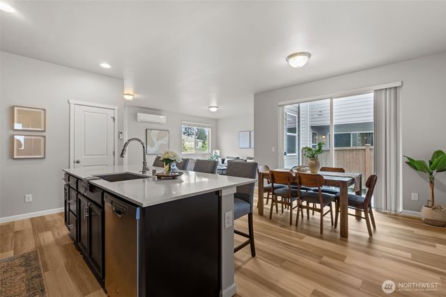 5621 87th Avenue NE, Marysville, WA 98270