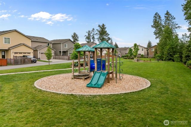 5621 87th Avenue NE, Marysville, WA 98270
