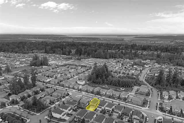 5621 87th Avenue NE, Marysville, WA 98270