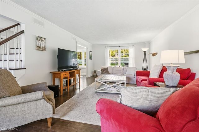 1471 Stonington Road NW, North Canton, OH 44720