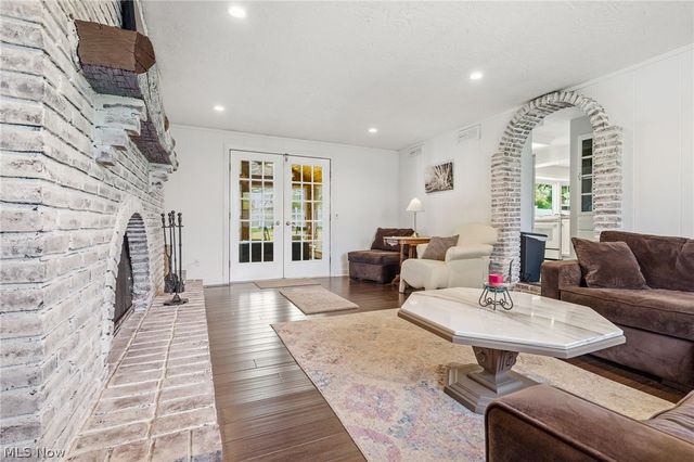 1471 Stonington Road NW, North Canton, OH 44720