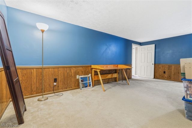 1471 Stonington Road NW, North Canton, OH 44720