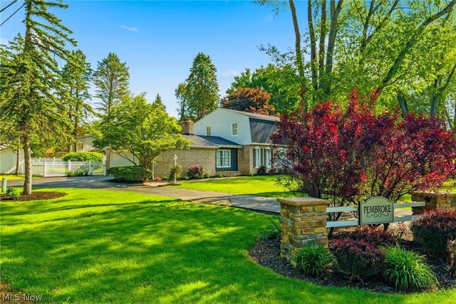 1471 Stonington Road NW, North Canton, OH 44720