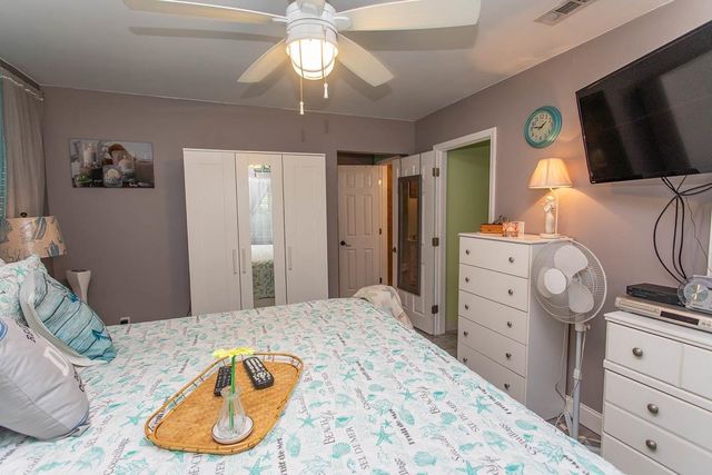 515 36th Ave N Apt A, Myrtle Beach, SC 29577